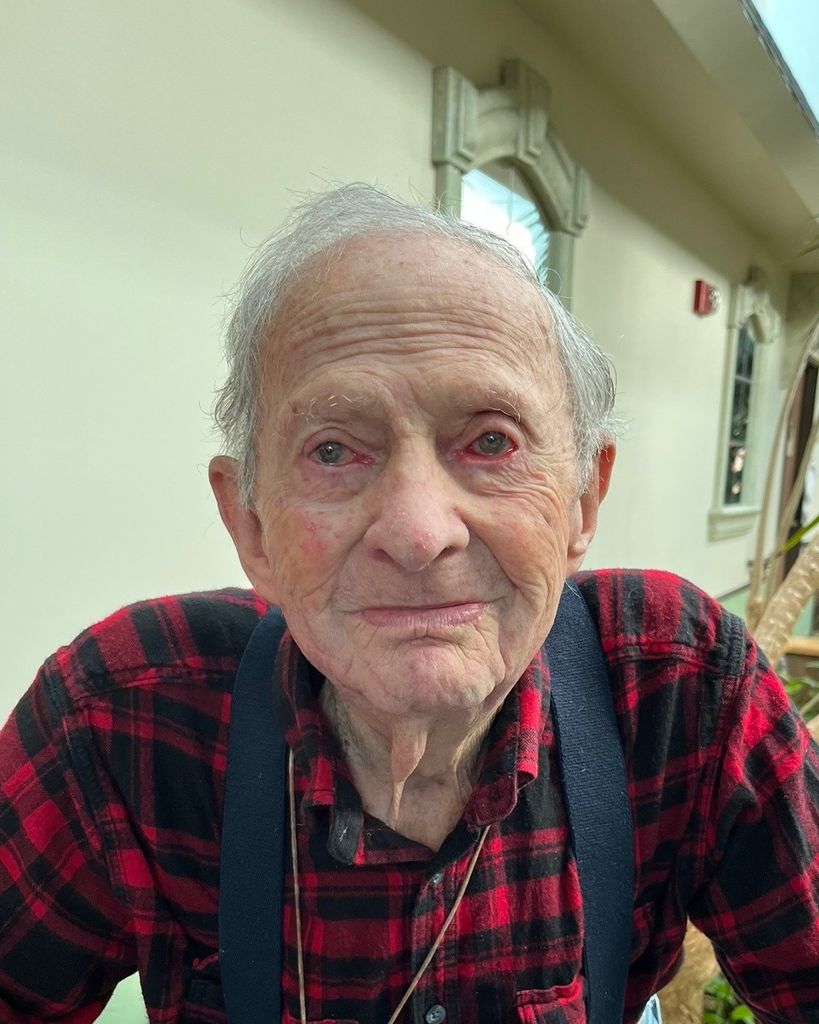 Robert "Bob" Critchlow