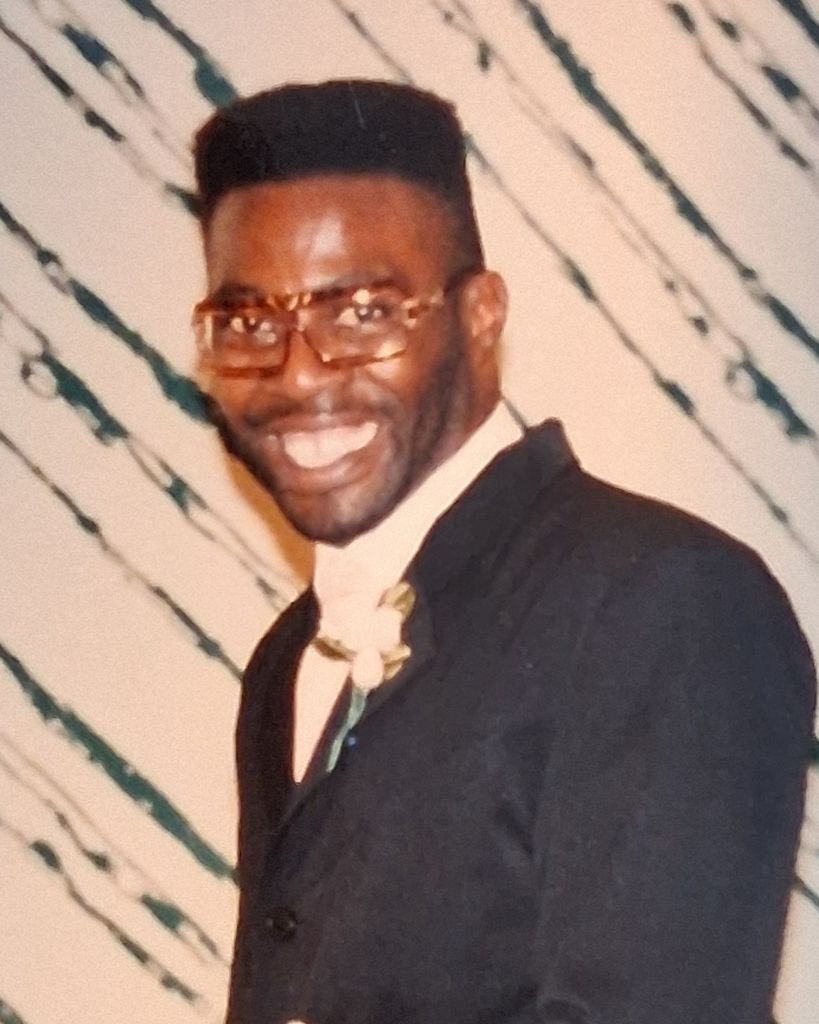 Andy Leon Hart Profile Photo