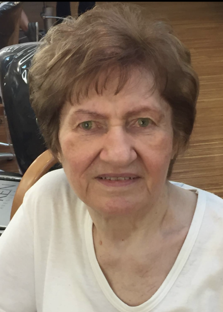 Anna Braunstein Profile Photo