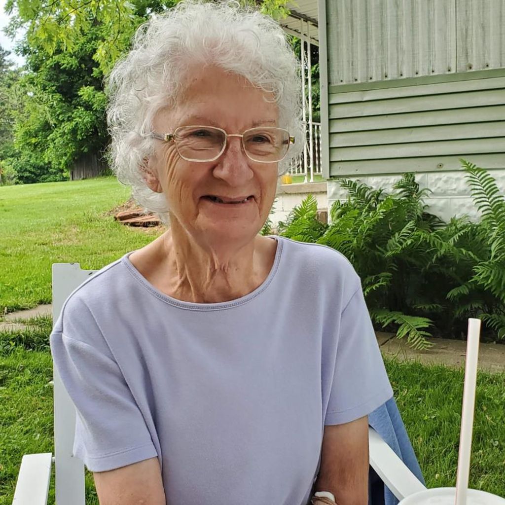 Linda Lou Mccandlish