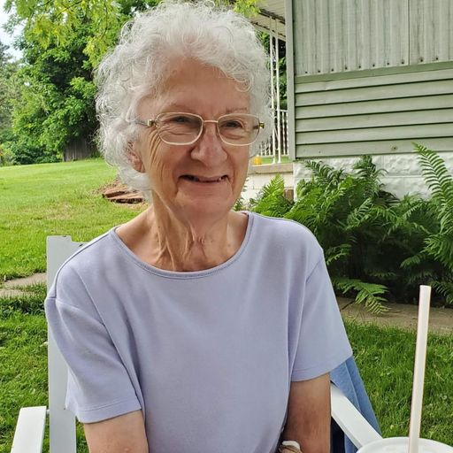 Linda Lou Mccandlish Profile Photo
