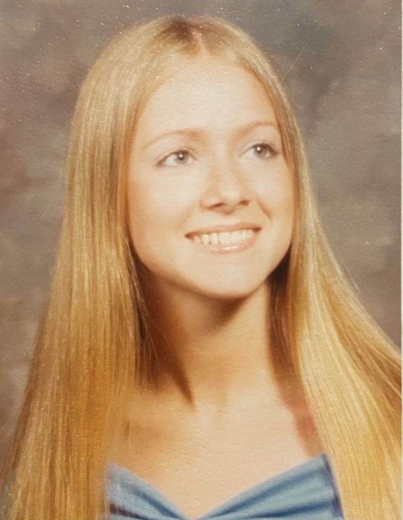 Wendy Hogan Profile Photo