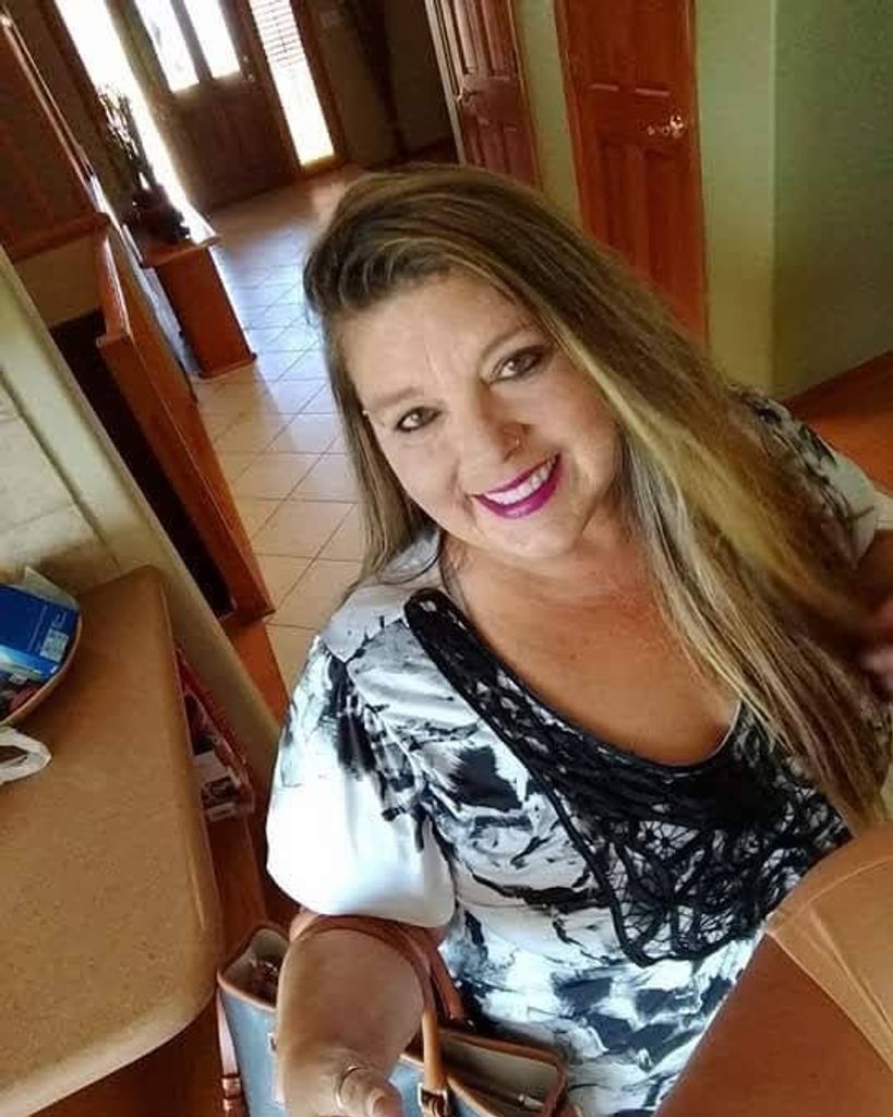 Robin Marie Redd