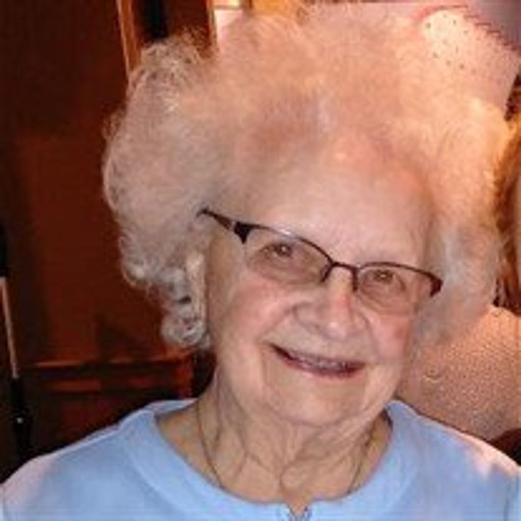 Evelyn "Ev" Ellamae Mortinsen