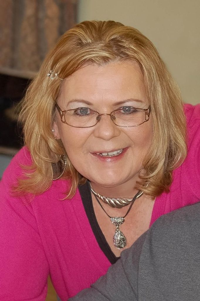 Joan Louise Nelson Profile Photo