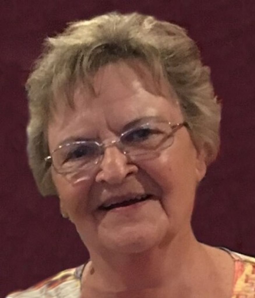 Evelyn Hill Profile Photo