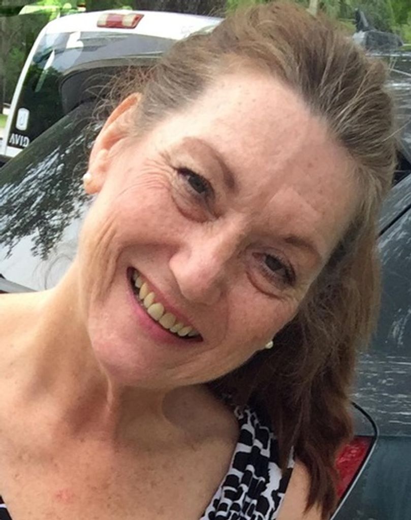 Lynne Marie Greiss
