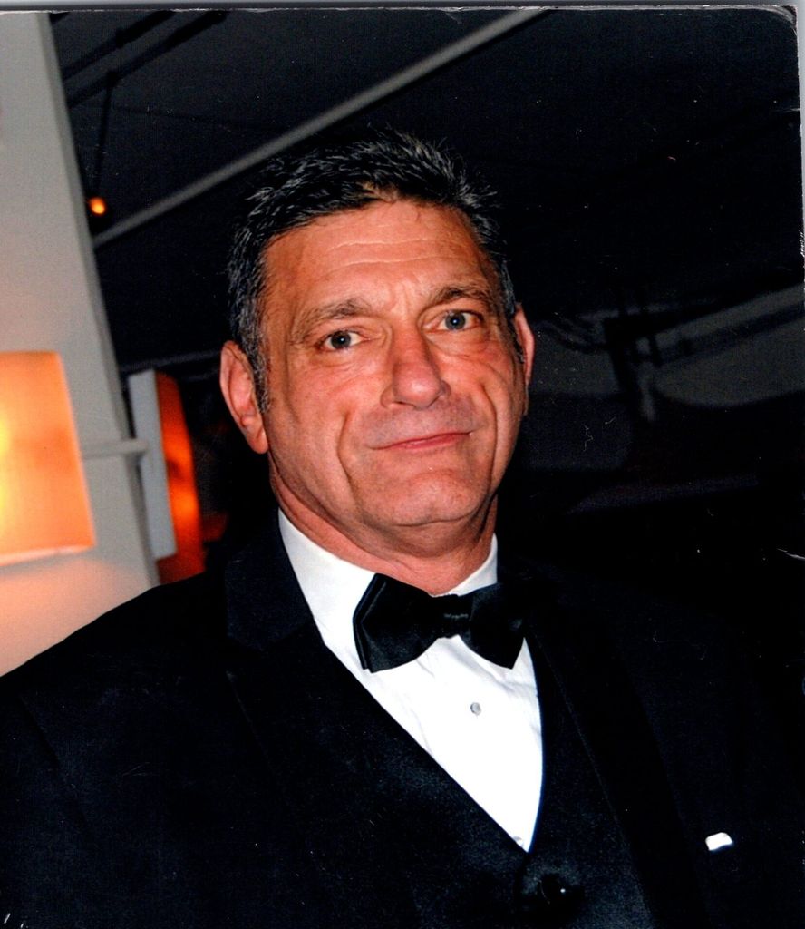 Anthony Emilio Castellano Profile Photo