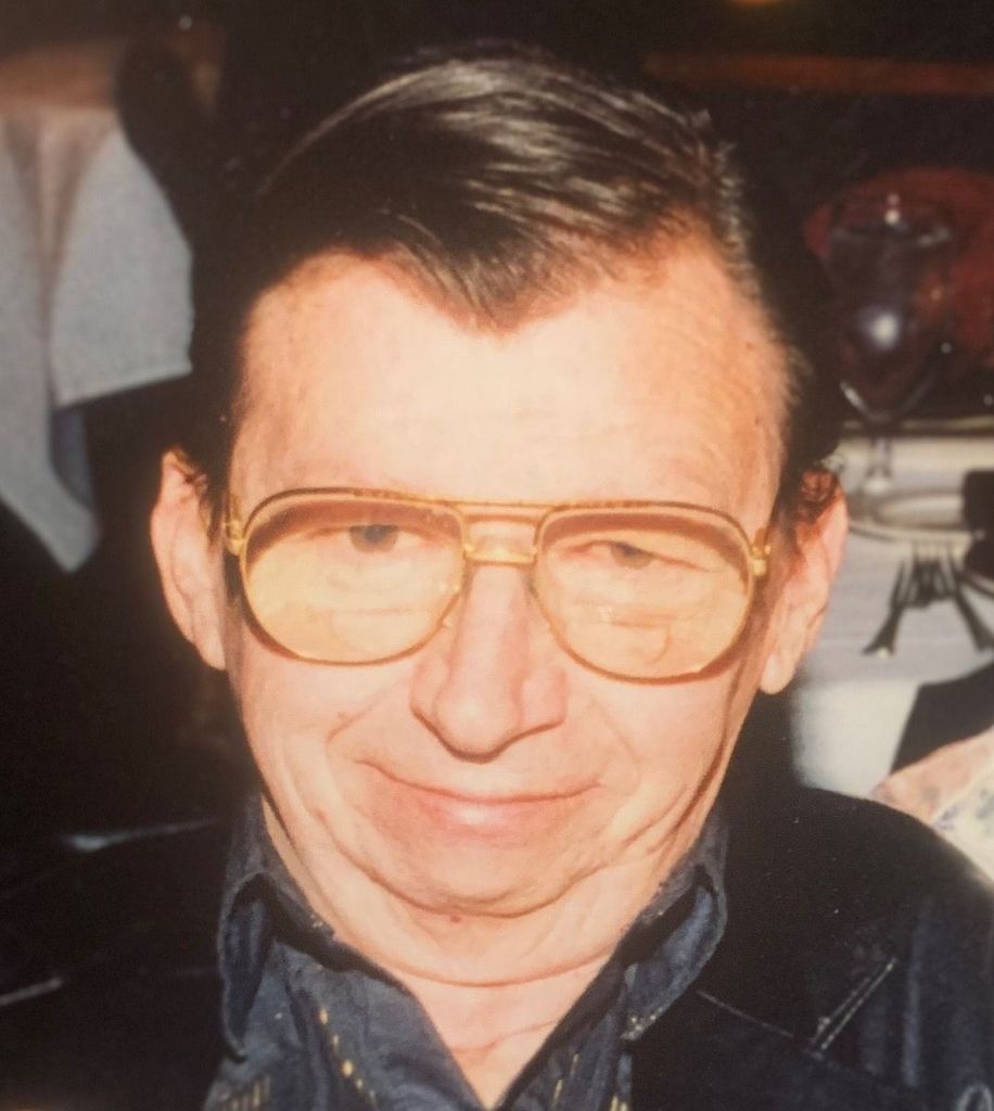 Thomas "Tom" Bates