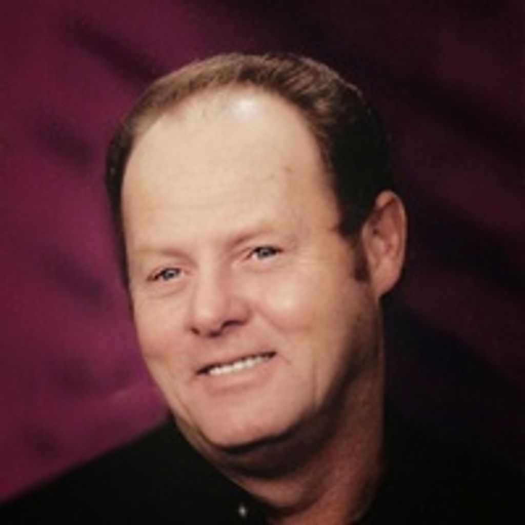 Dennis E Flippen