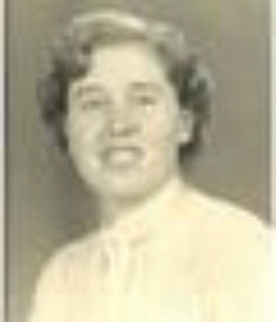Estelle Wall