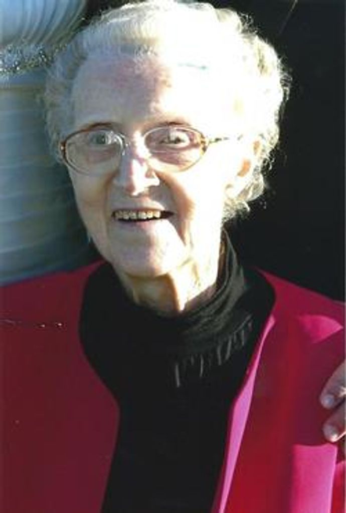 Nawana Loree Luxford Profile Photo