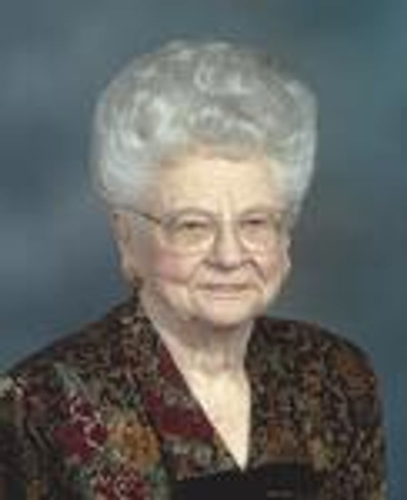Loetta B. Borchardt-Dirks
