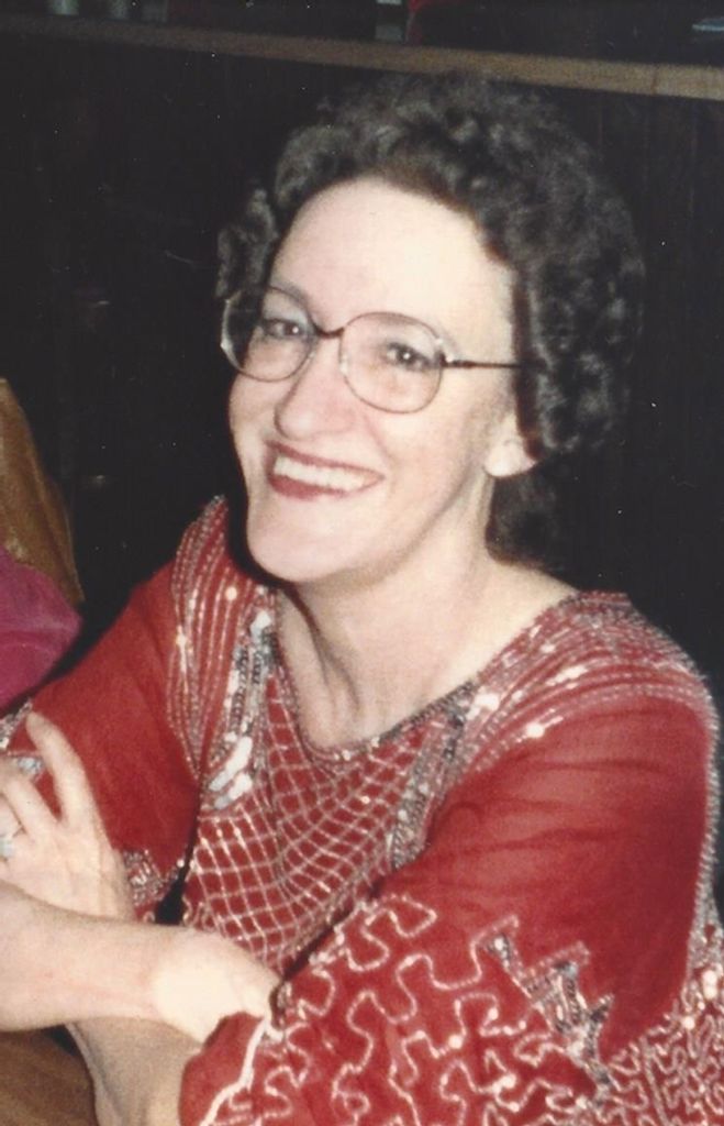 Betty N Max Profile Photo