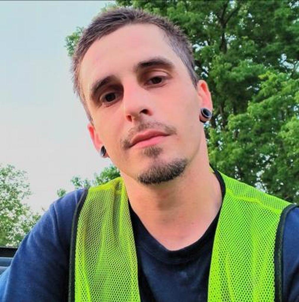 Johnathan Anderson Profile Photo