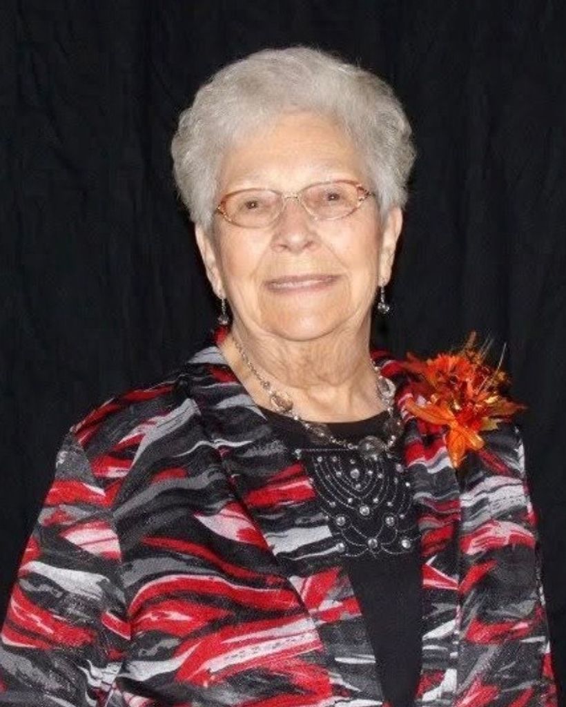 Esther Kremer Profile Photo