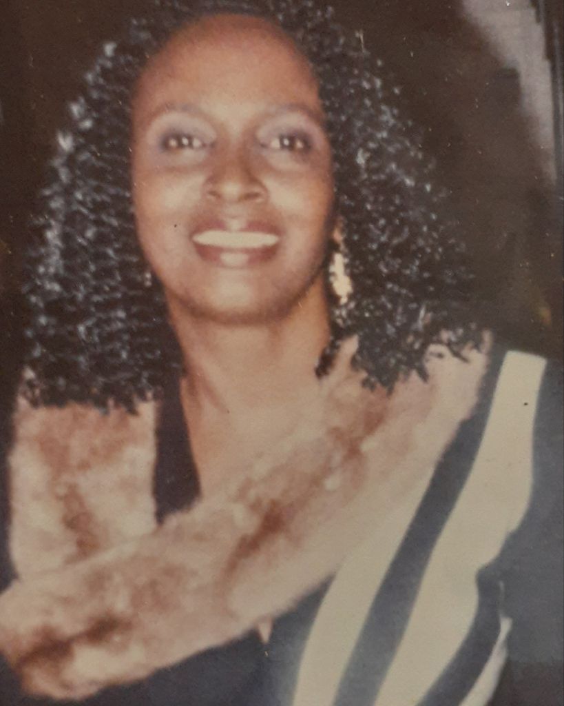 Earnestine Crawford-Hodge Profile Photo