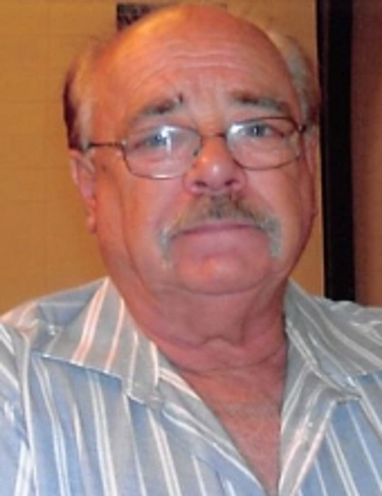 Lawrence J. Langkau