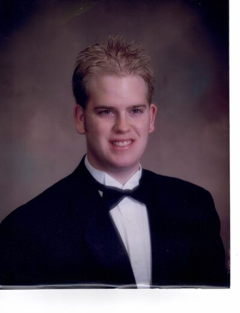 Robert Charlie Manes Profile Photo