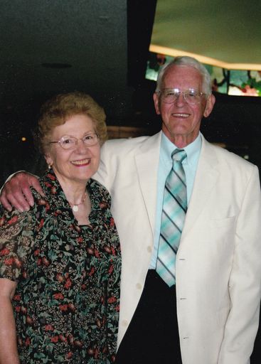 Verna F. Edwards Strandlund photo gallery thumbnail 63 of 75