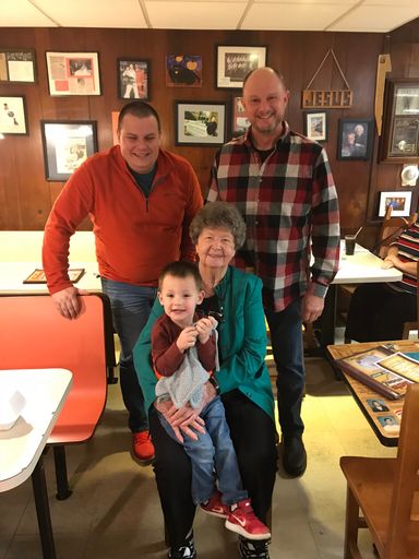 Alene H. Halcomb photo gallery thumbnail 33 of 269