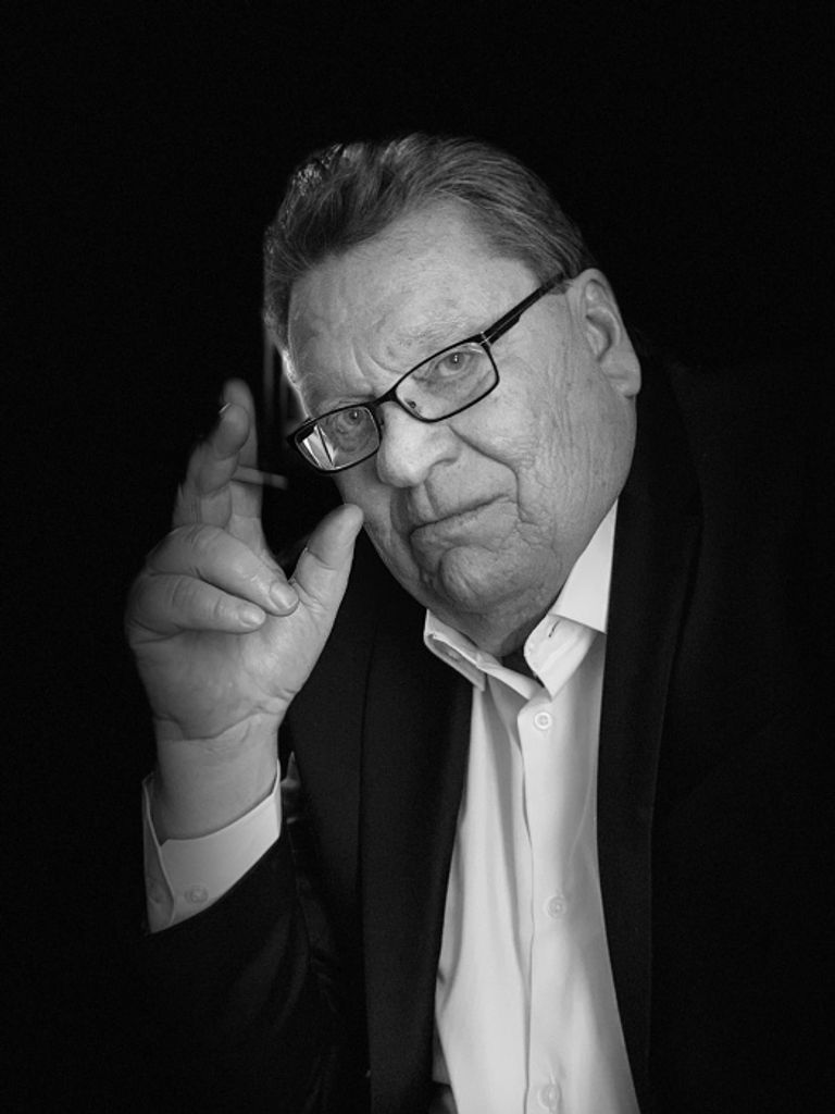 Robert Vipond