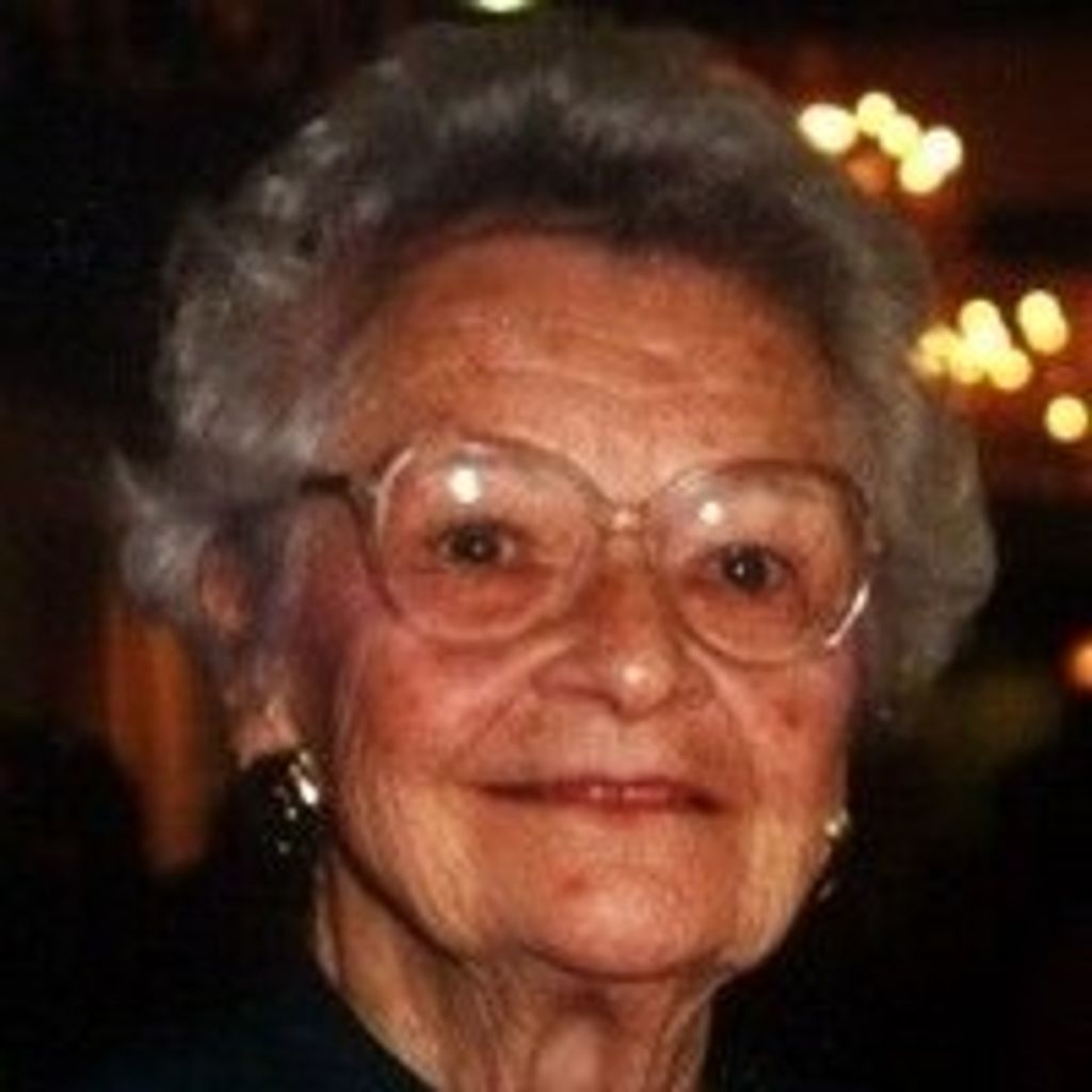 Dorothy E. Dot Laben
