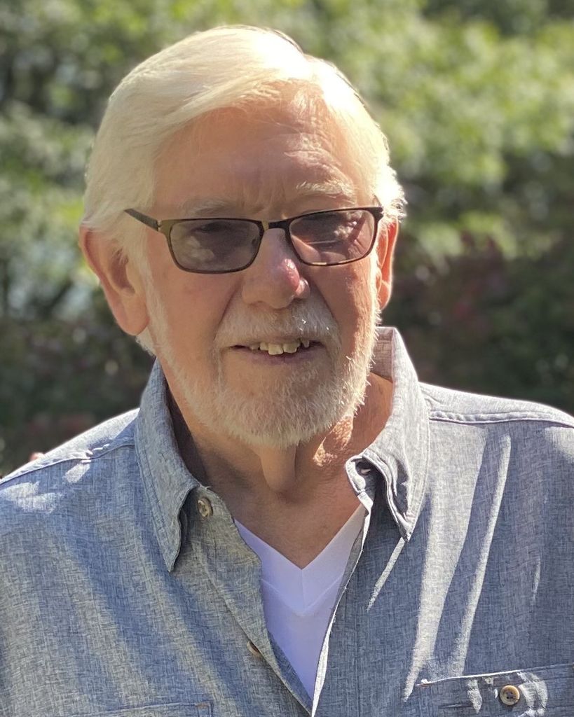 Charles Russell Smith Profile Photo