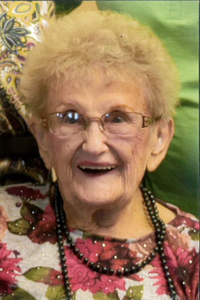 Patricia J Hitzelburger
