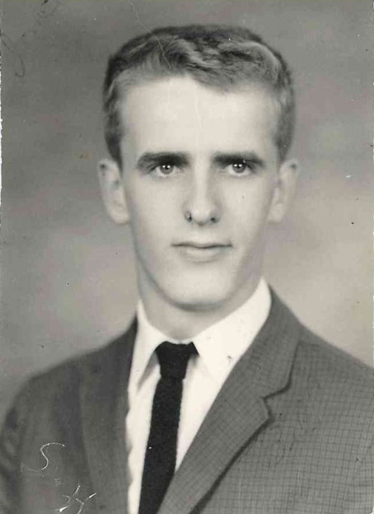 William T Lewis