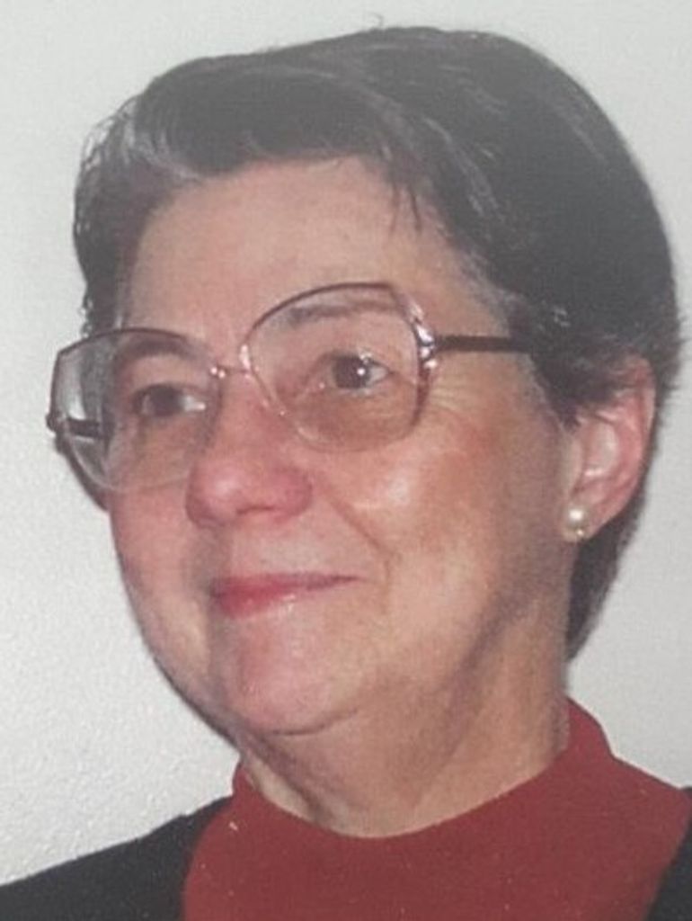 Anne Hunt Profile Photo