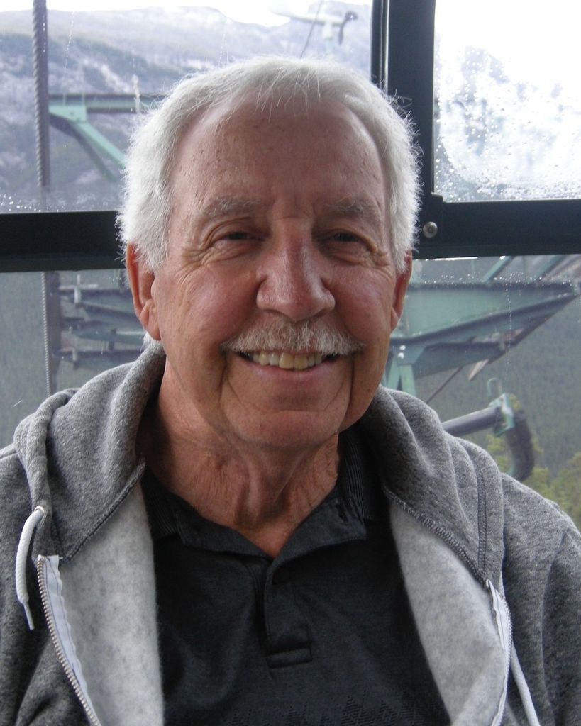 Dennis Lee Profile Photo