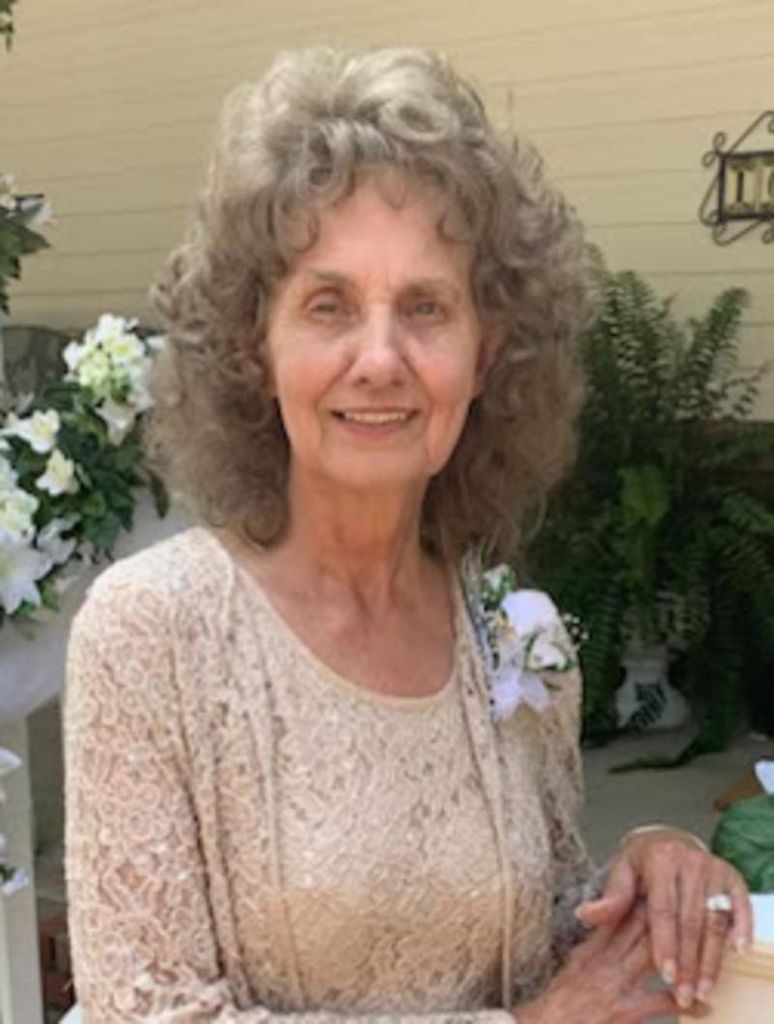 Martha Louise Hunt Young Profile Photo