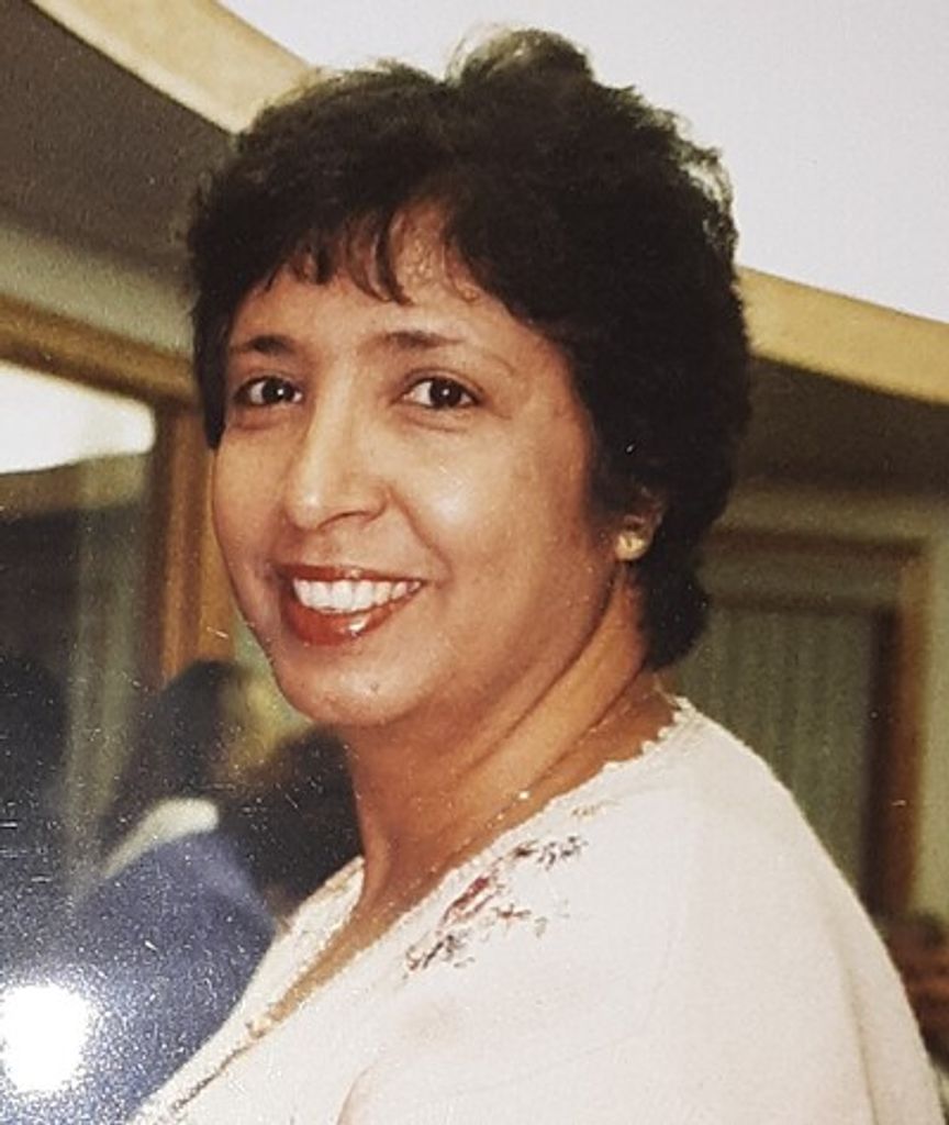 Helen Y. Wells Profile Photo