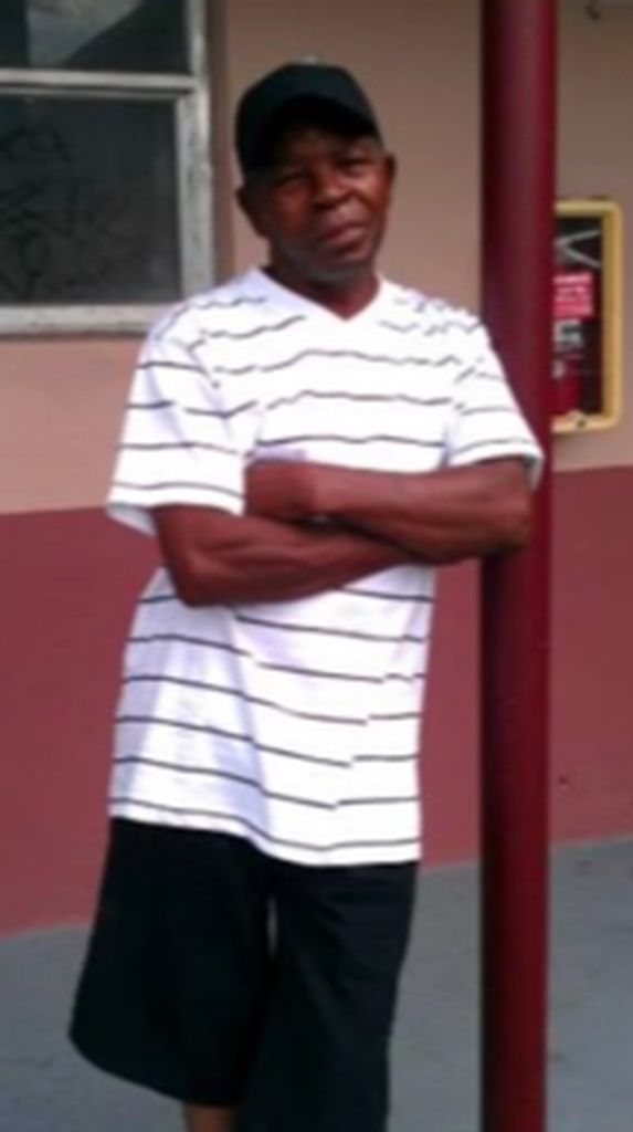 Robert L. Johnson Profile Photo