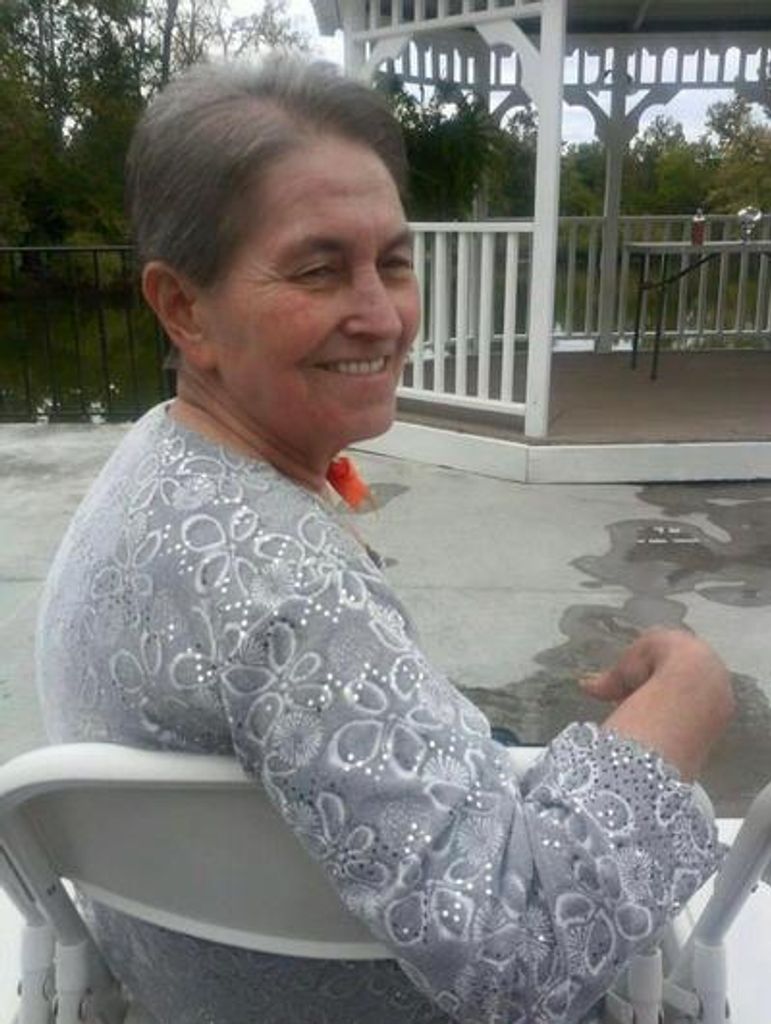 Lorraine Brewster Profile Photo