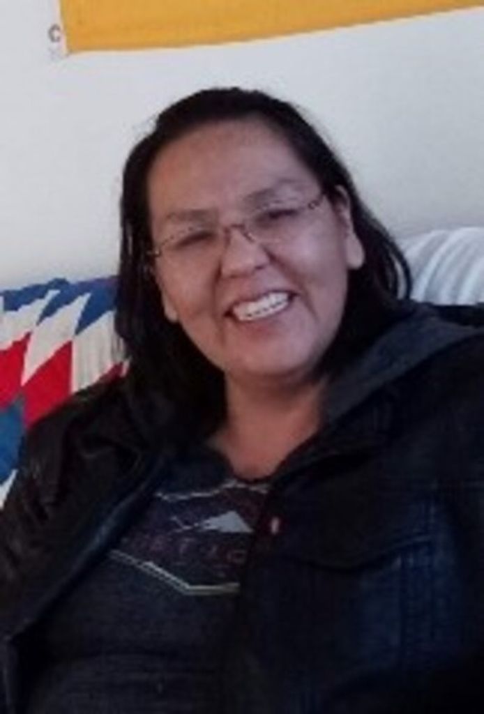 Stephanie Lookingback Profile Photo