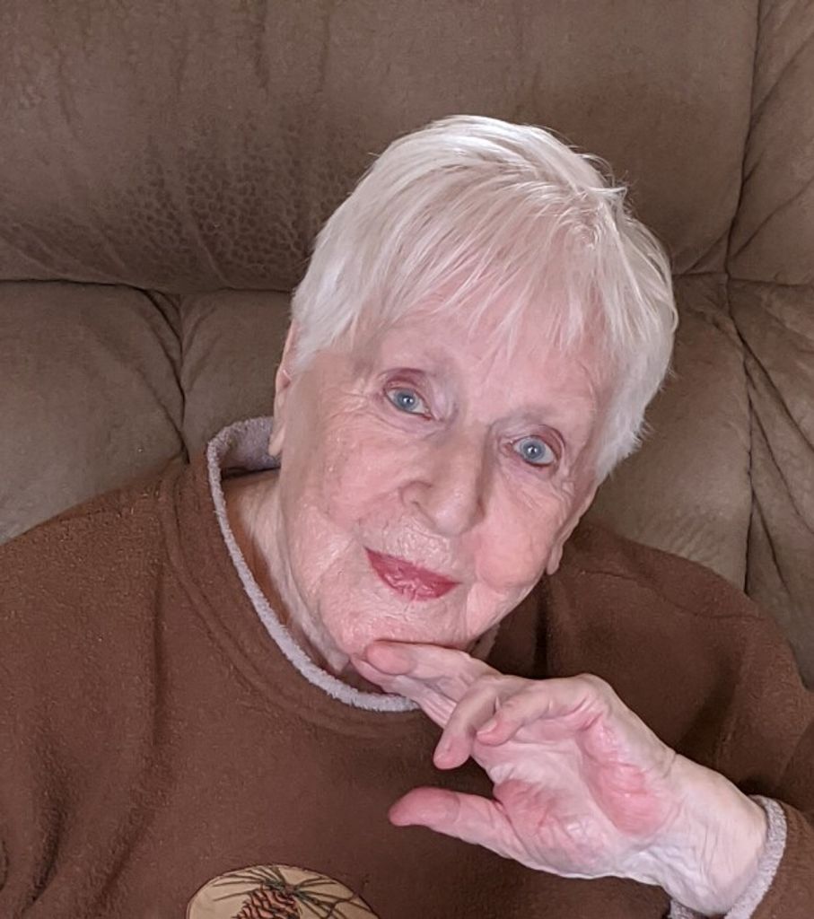 Mary Lou Garza Profile Photo