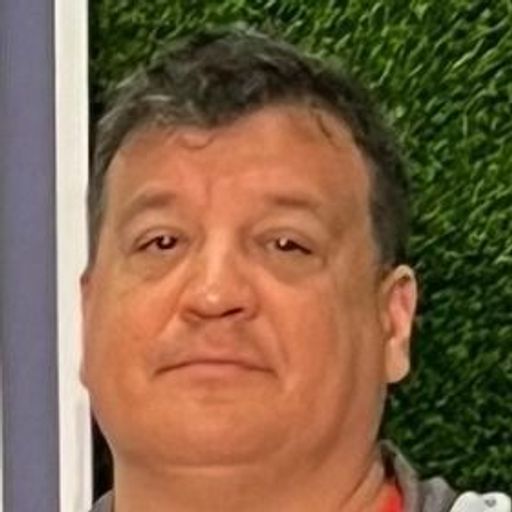 Ricky Leslie Roble Profile Photo