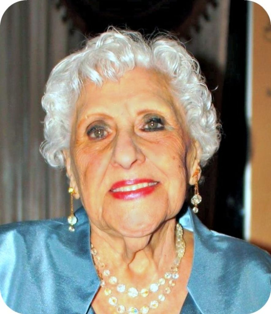 Santina Malagreca