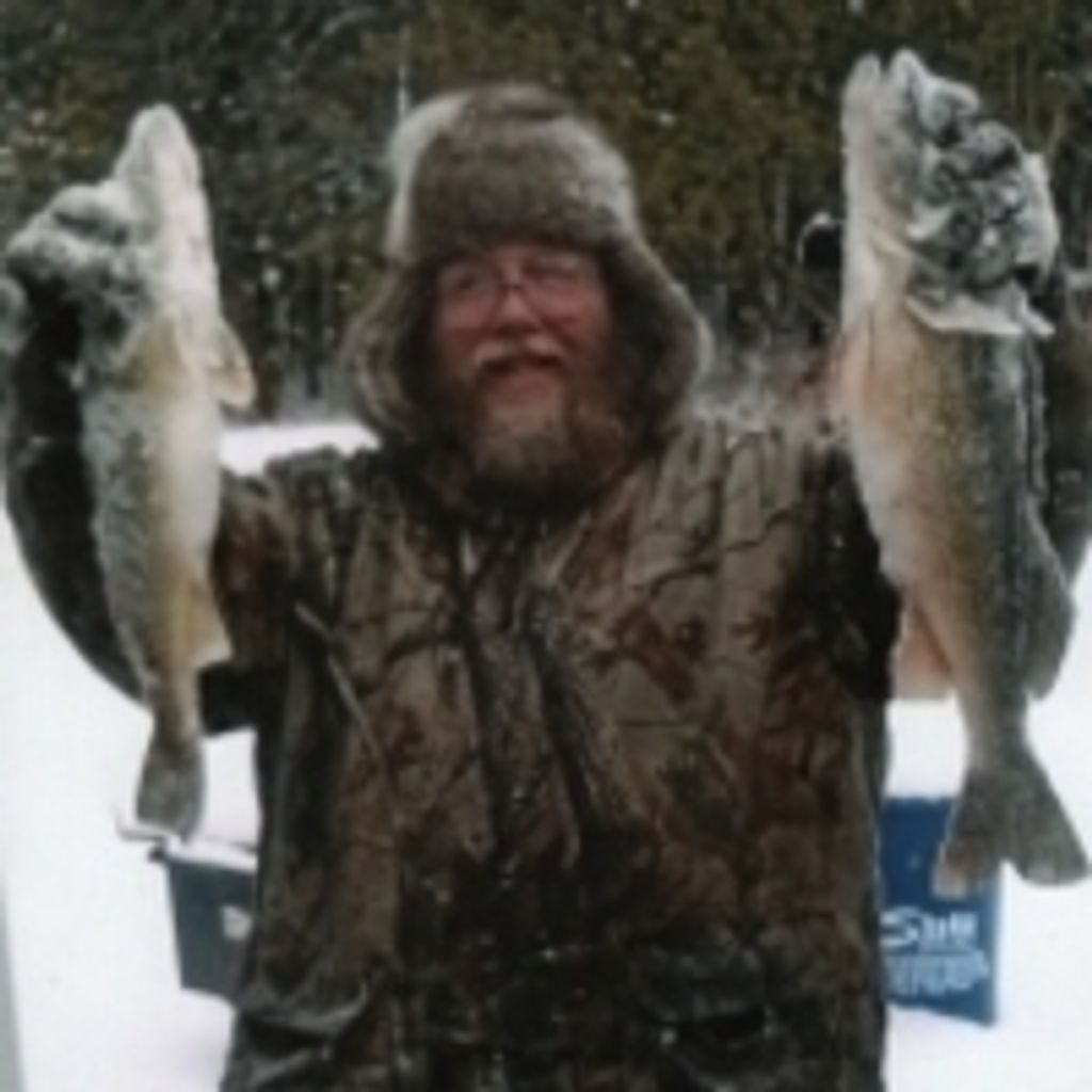 Robert "Robbie" Hemond