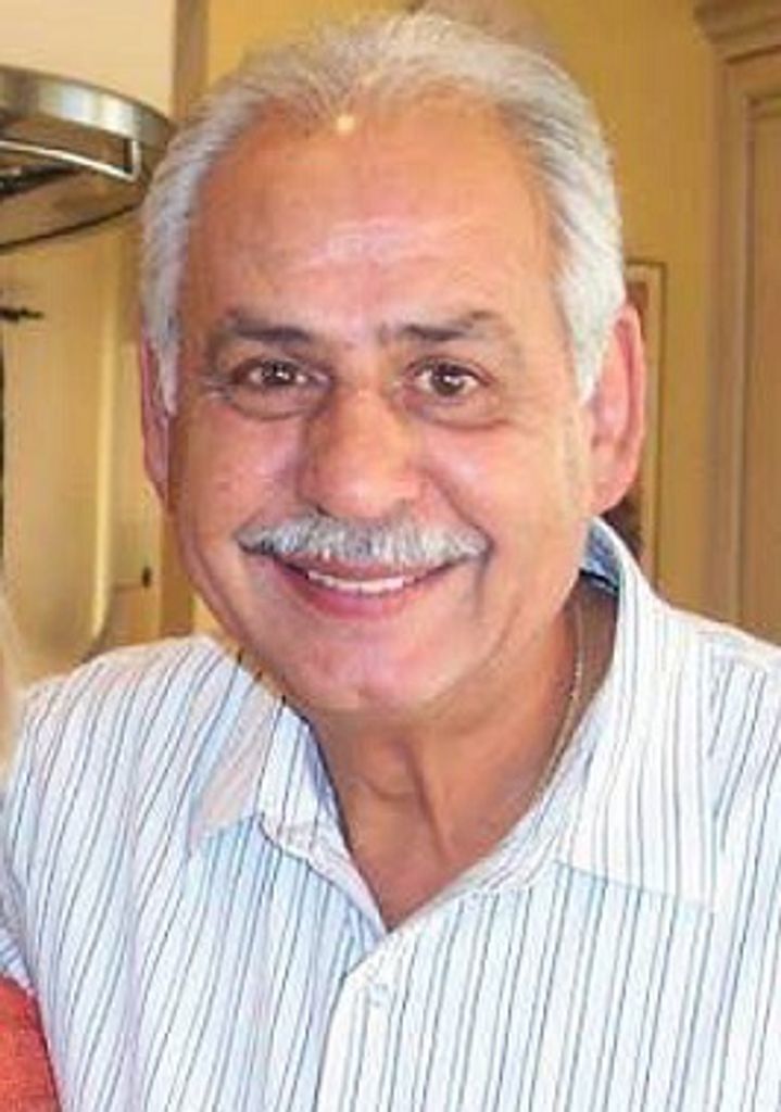 Stamatios Troumouhis Profile Photo