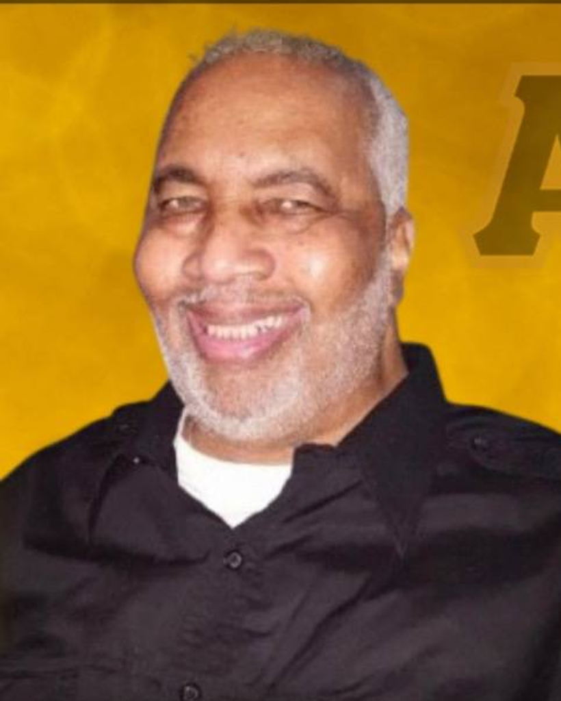 Bobby Antonio Smith "Tony"