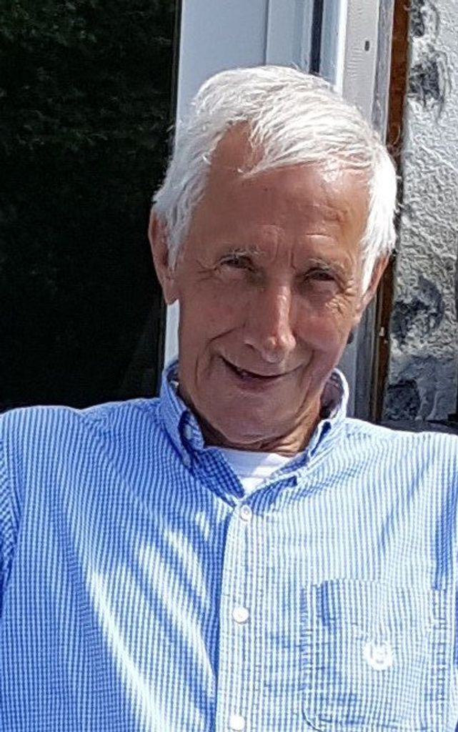 Arnold  J. Thompson