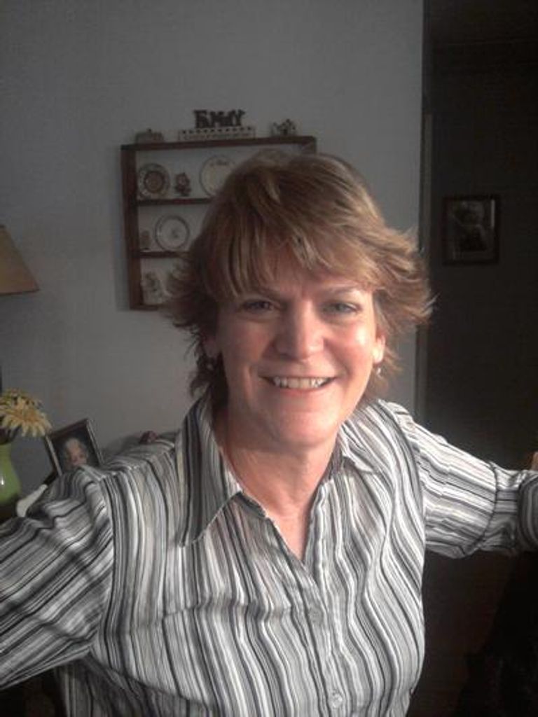 Lora Lynn Atwell Profile Photo