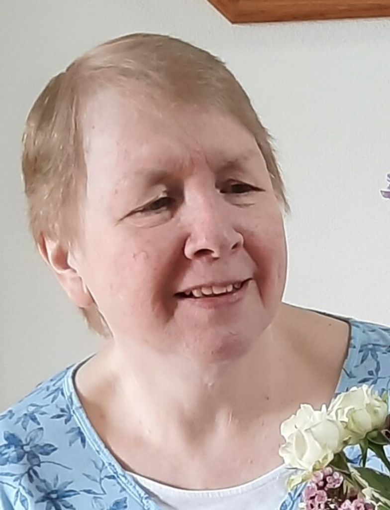 Elizabeth  "Liz" Ann (Ishmael)  Gudeman