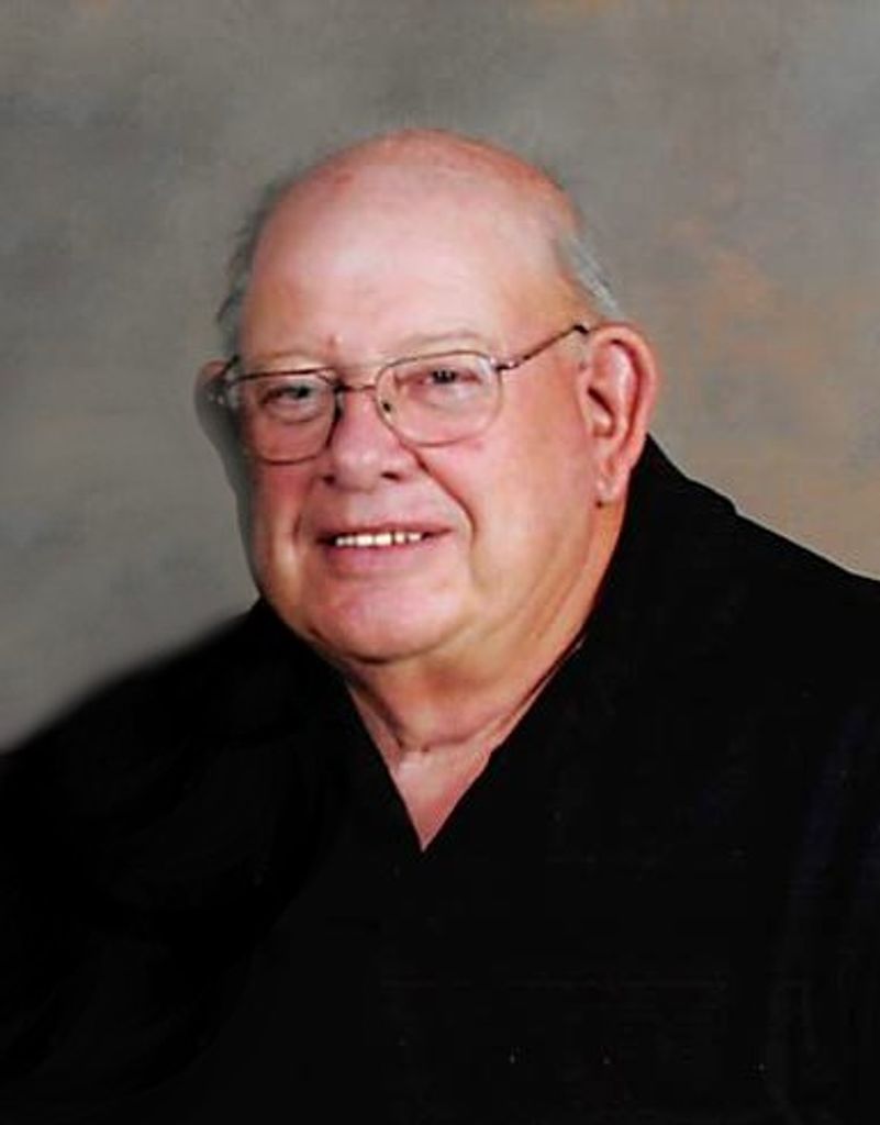 Mose Kalin Profile Photo