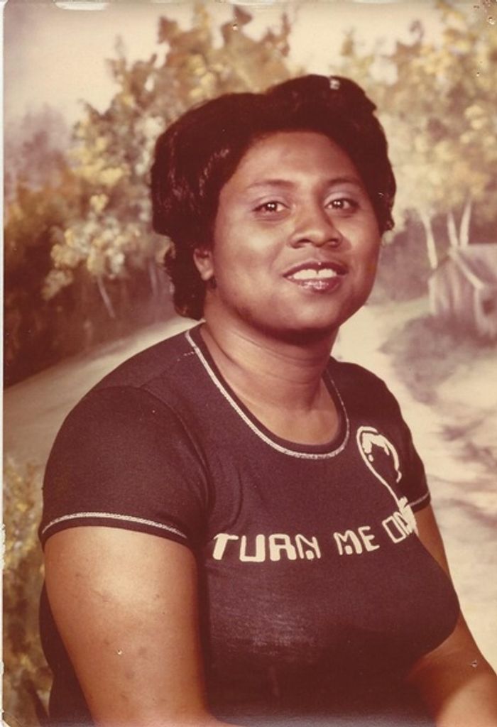 Ms. Susie Lee Hicks- Luster Profile Photo