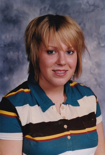 Elaina Anderson photo gallery thumbnail 18 of 70