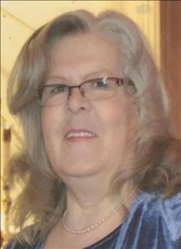 Glenda Lou Plouff